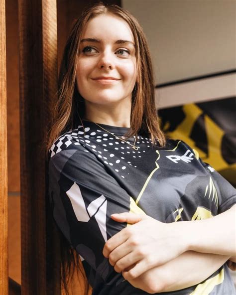 loserfruit name|Loserfruit YouTuber, Bio, Wiki, Age, Height, Family,。